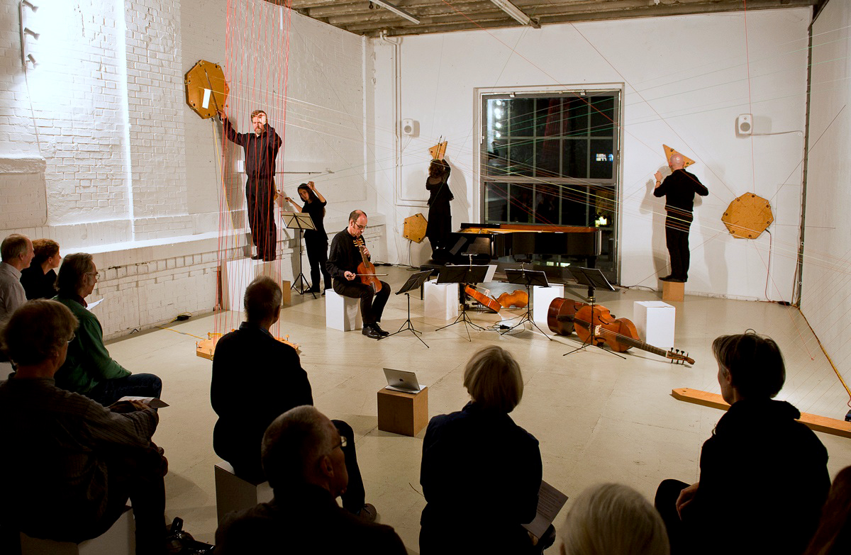 ensemble arcimboldo / resonance-box / Limits / Thilo Hirsch, Abril Padilla, Brian Franklin, Franziska Finckh, Michael Lang