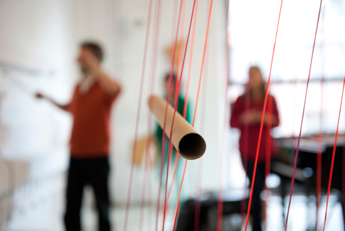 ensemble arcimboldo / resonance-box / sound installation / prepared polychord