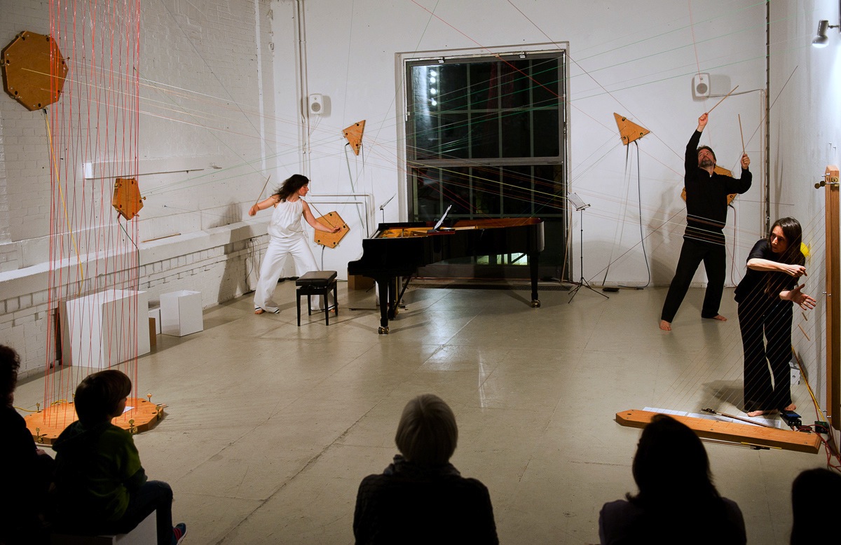 ensemble arcimboldo / resonance-box / Rebox / Charlotte Torres, Thilo Hirsch, Abril Padilla